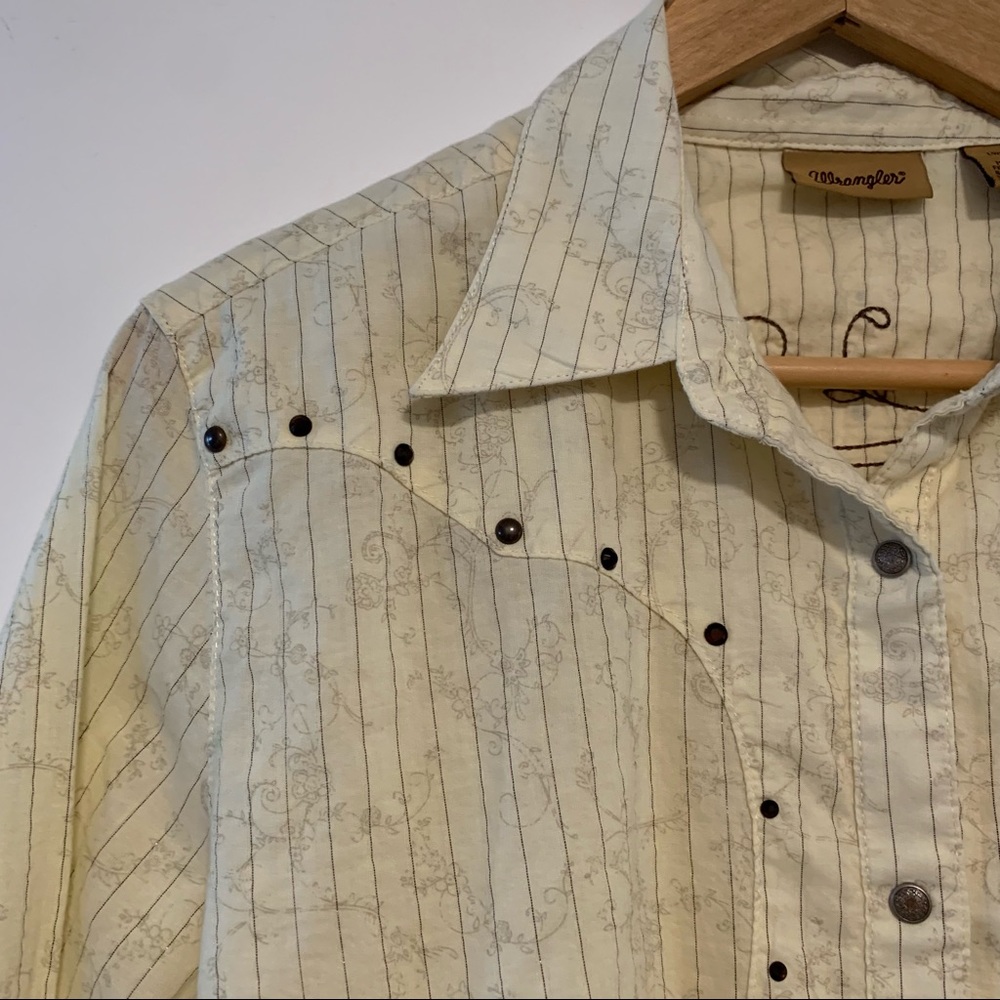 Wrangler | Button Down Rodeo Shirt - Picture 2 of 16